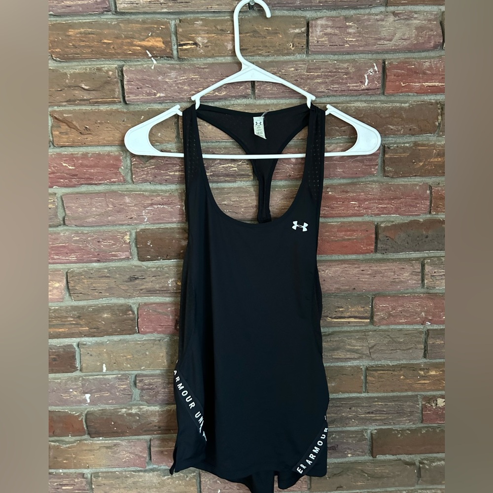 Under Armour Black Fitted Sleeveless Tank Top